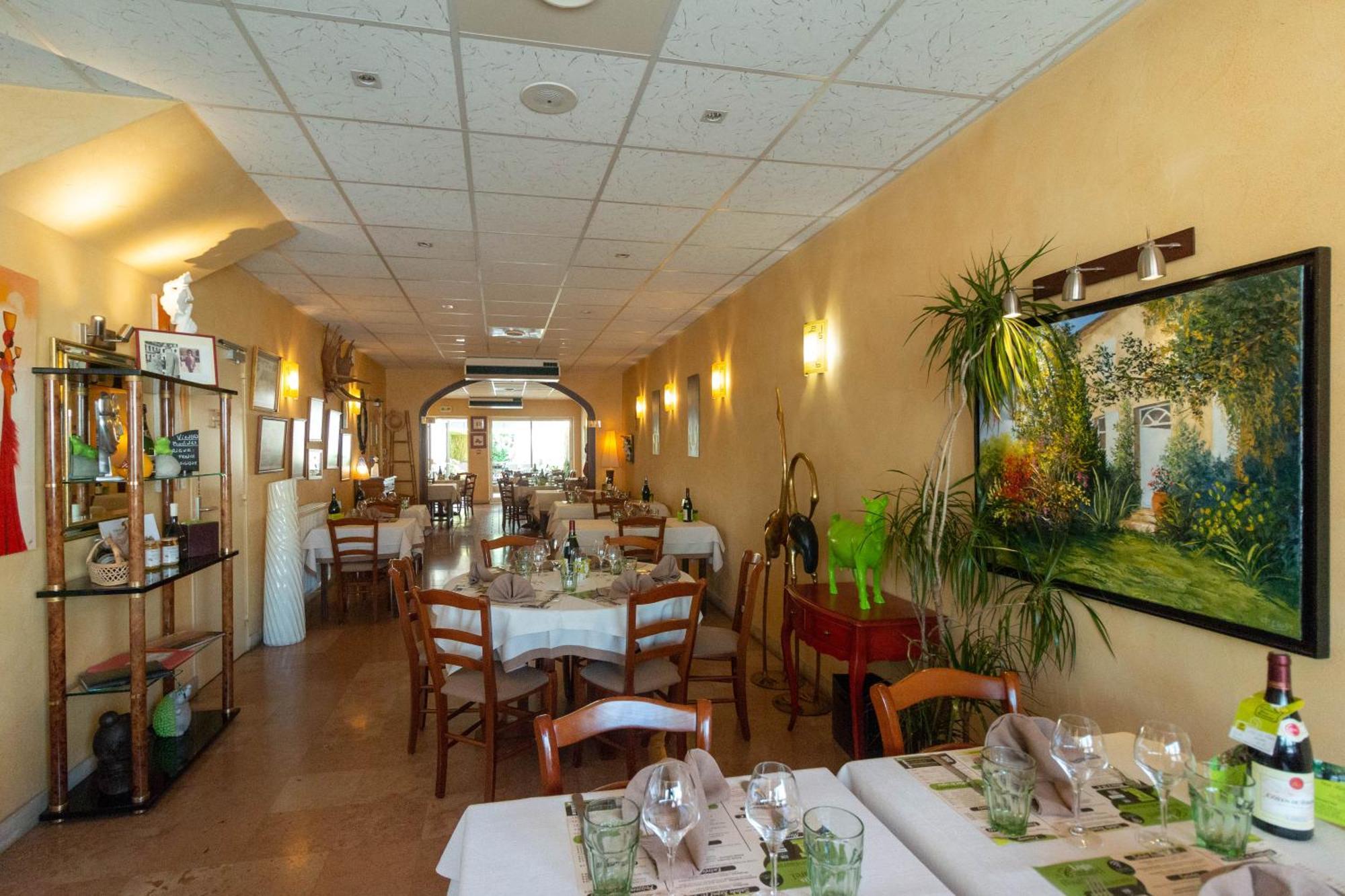 Logis Le Cantarel Andelot-Blancheville ภายนอก รูปภาพ