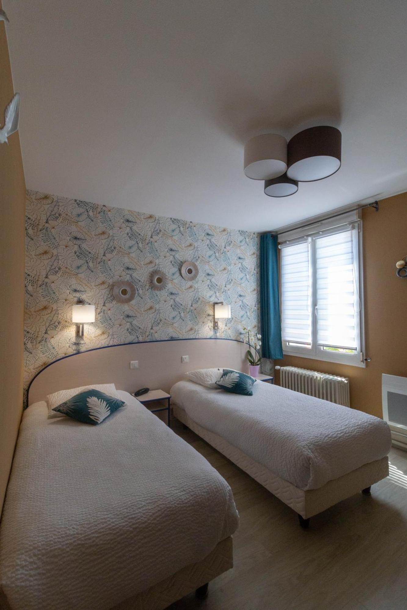 Logis Le Cantarel Andelot-Blancheville ภายนอก รูปภาพ